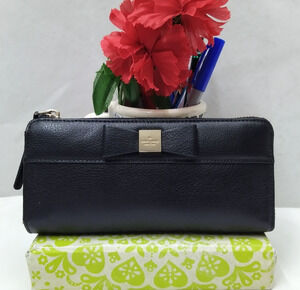 Kate Spade New York Black Leather Bow Zip Around Credit Card Wallet